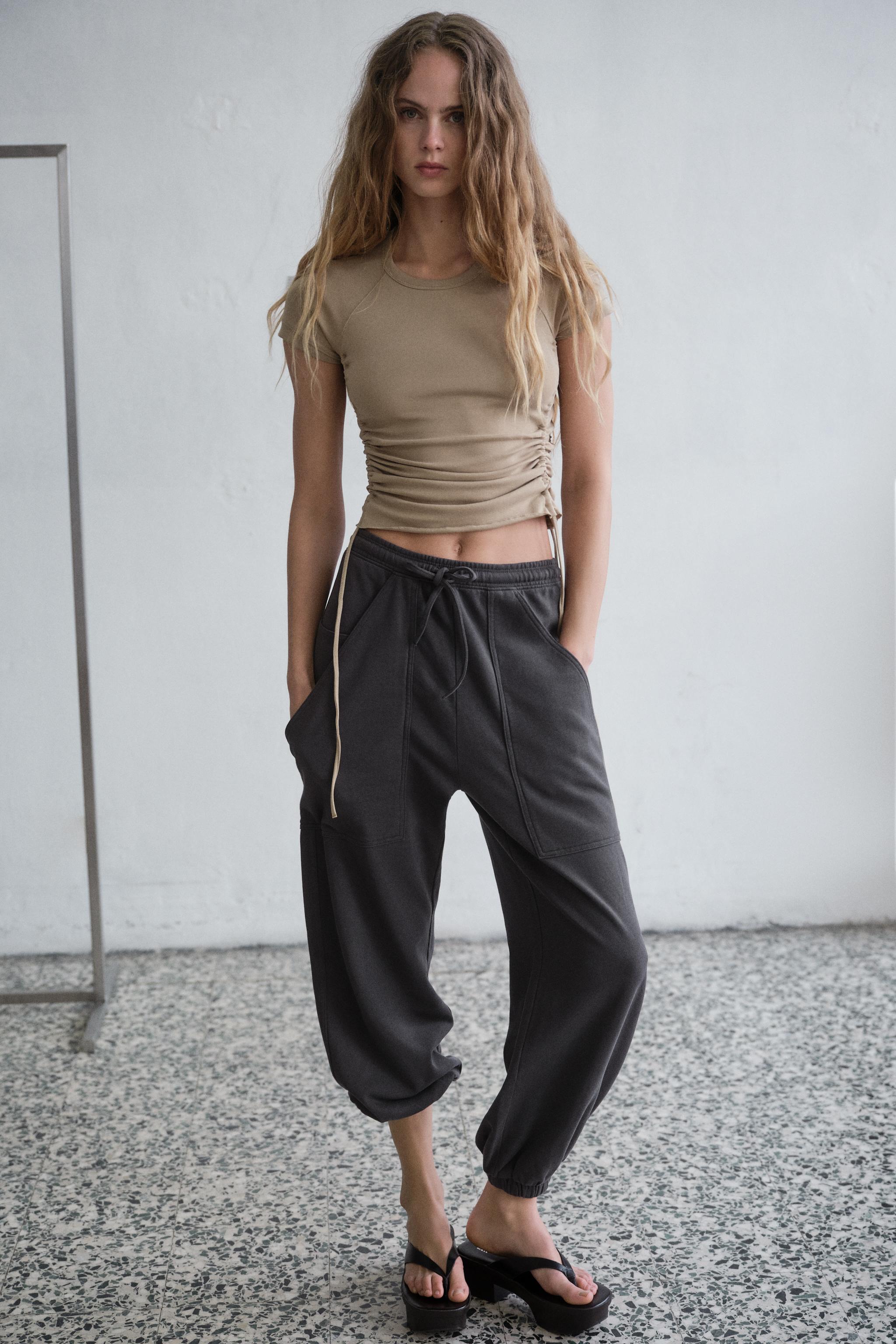 ADJUSTABLE RUCHED T-SHIRT
